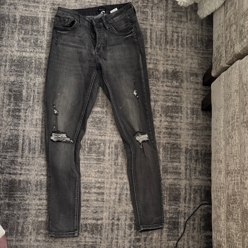 Distressed Black Skinny Jeans
